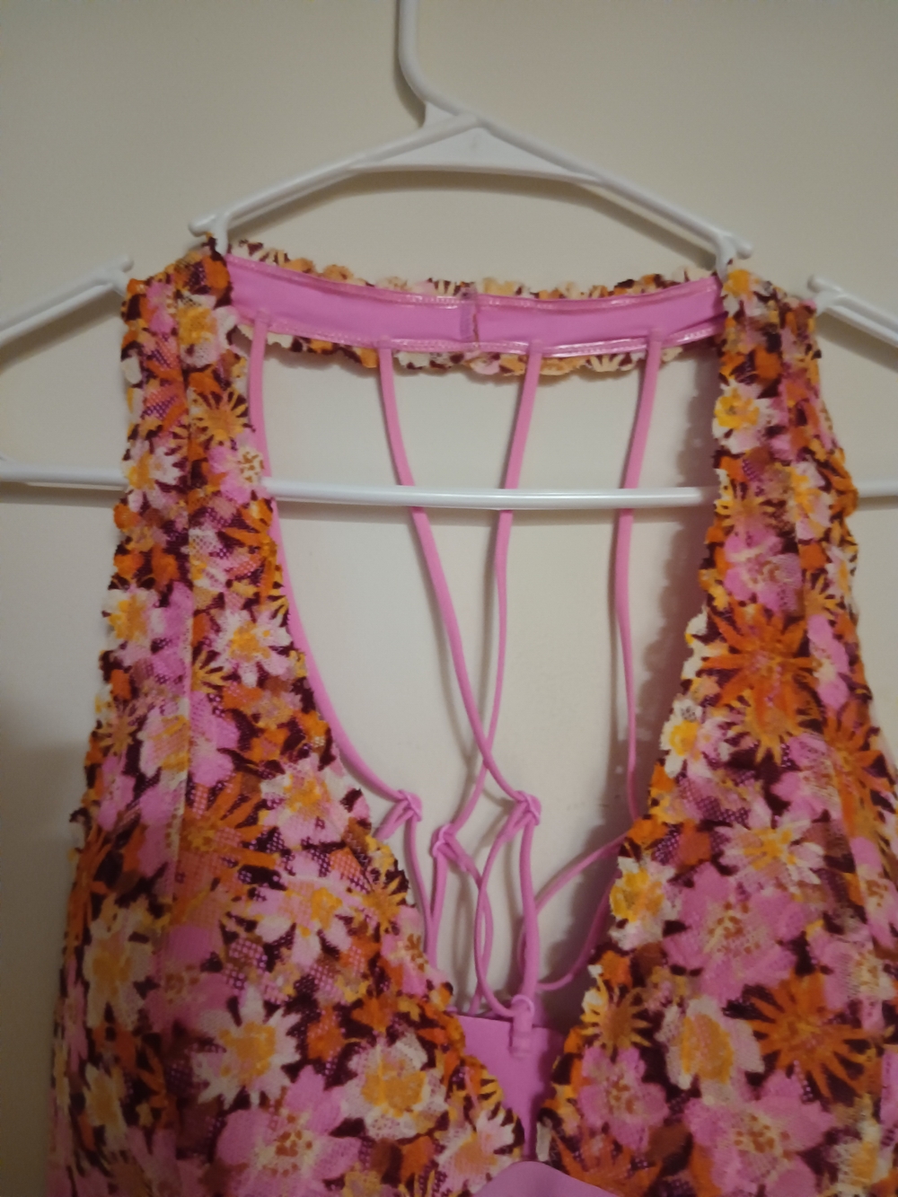 PINK VICTORIA SECRET XL BRA